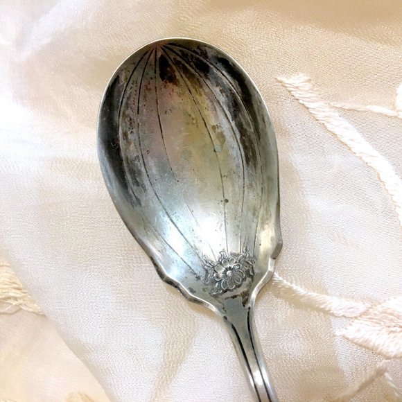 Holmes & Edwards Inlaid Silver IS + XIV Flatware 3 Tea Sugar Spoon Vintage - Picture 8 of 11